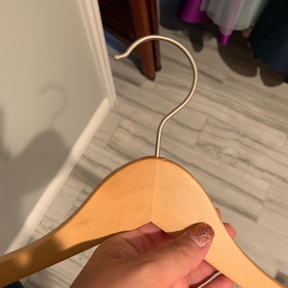 Wooden hangers set of 20 - Picture 3 of 4